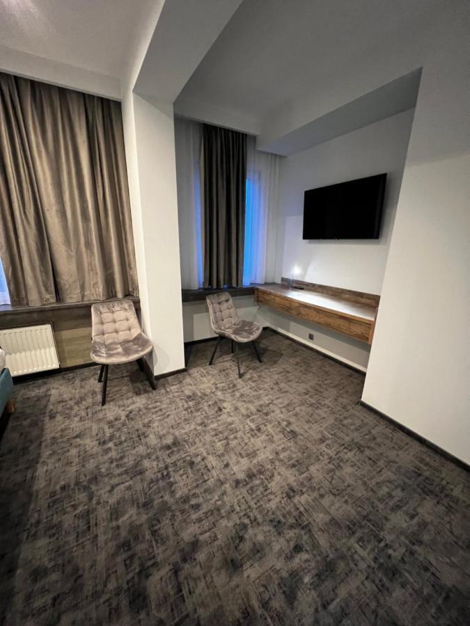 M Hotel Łódź Exteriör bild